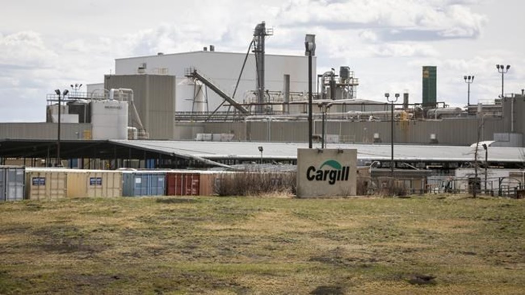 Cargill, union reach tentative deal that could avert strike at High River meat plant