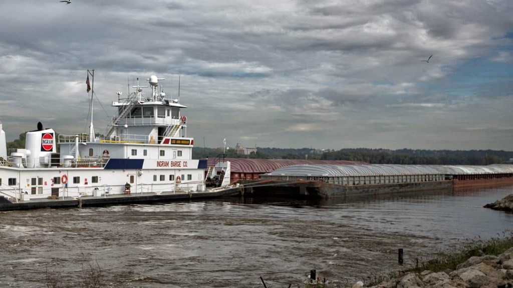 Barges grounded by Low Water halt Mississippi River Traffic